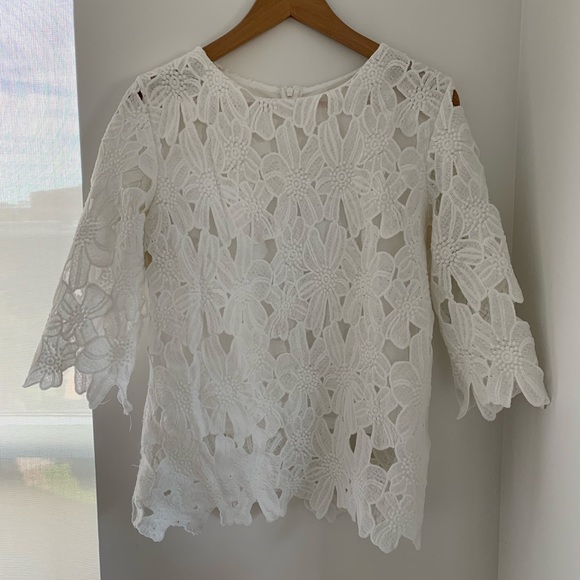 Lace White Top - Picture 1 of 2